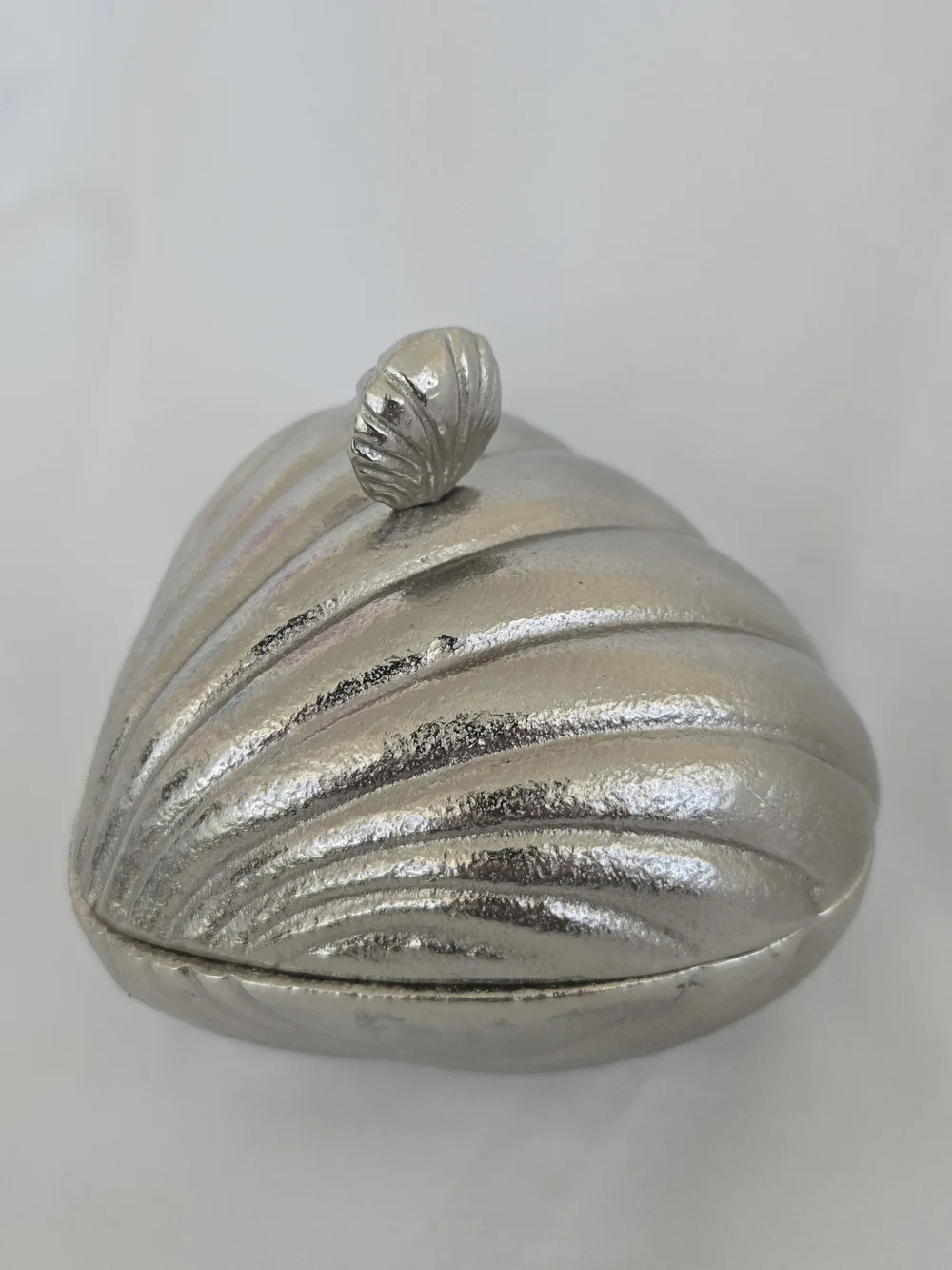 Silver Recycled Aluminum Threshold Studio McGee Clam Shell Trinket Box BRAND NEW